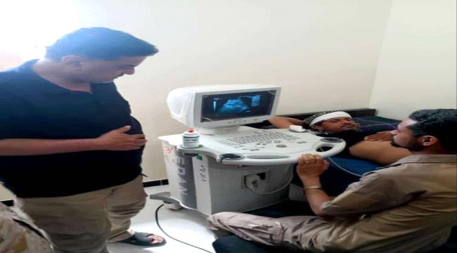 الداعري يتفقد سير عمل الخدمات الطبية في اللواء الأول صاعقة بمحور الضالع